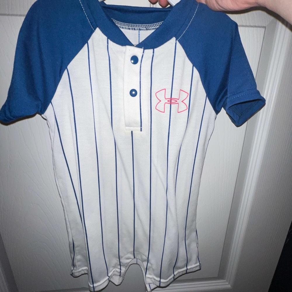 9-12 months underarmour onesie
